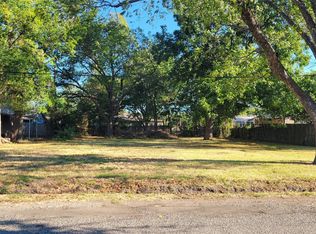 1902 Sycamore St, Commerce, TX 75428