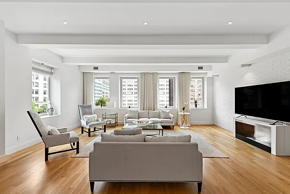 Sold by SERHANT. | media 1