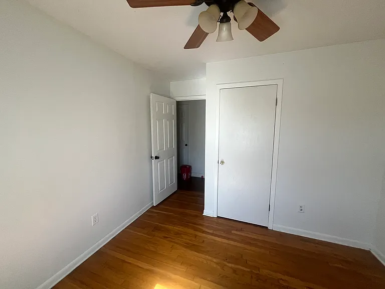 406 Ridge St — Photo 12