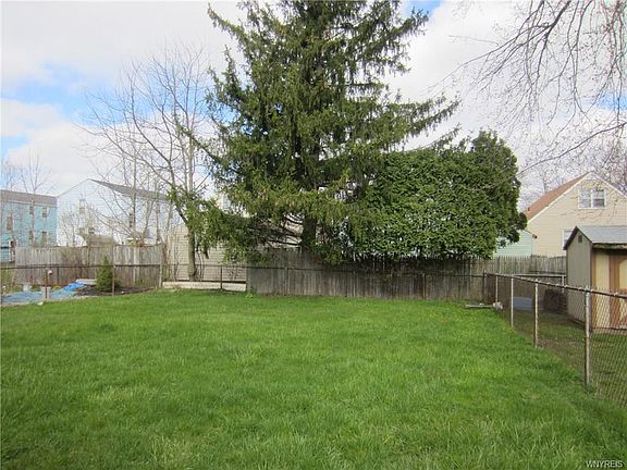 4th image of 112 Norman Ave