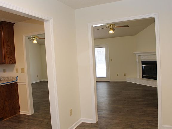 3rd image of 137 Whisperwood Ln
