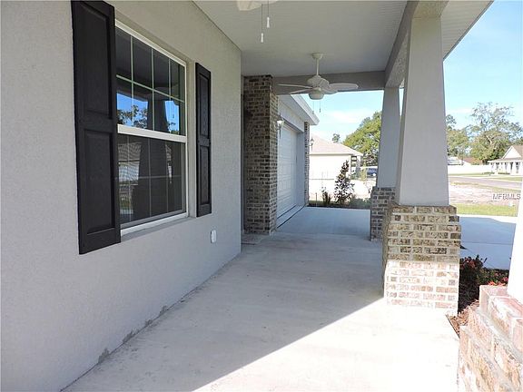3rd image of 1218 Wild Daisy Dr