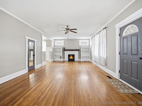 3rd image of 511 S Okmulgee Ave