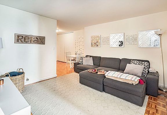 3rd image of 401 E 89th St APT 3J