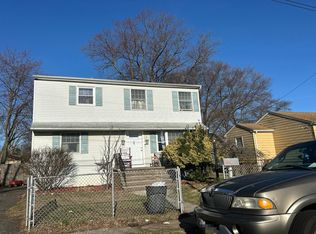 35 Sunset St, Keansburg, NJ 07734