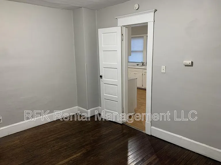 802 N Gray St — Photo 13