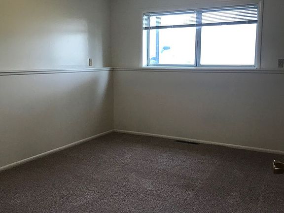 5th image of 1515 S Black Ave Unit 4