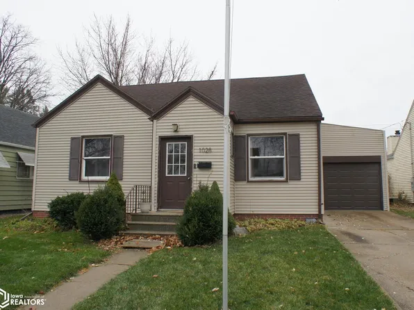 1028 Division St, Webster City, IA 50595