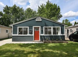 27705 Barrington St, Madison Heights, MI