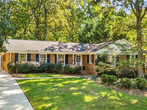 1300 Valleymede Rd, Greensboro, NC 27410