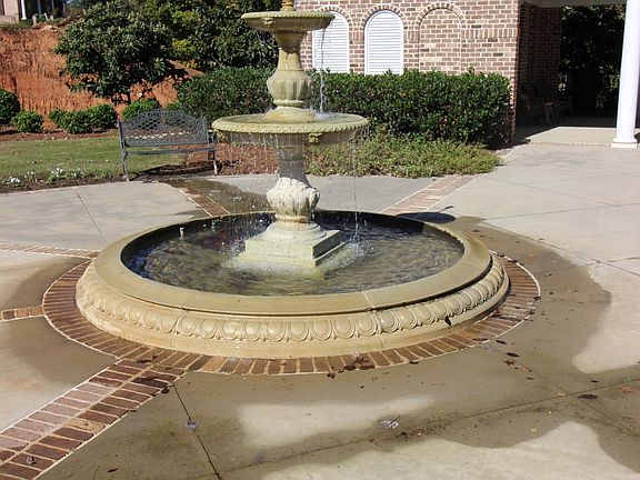 5th image of 308 Riverwalk Cir