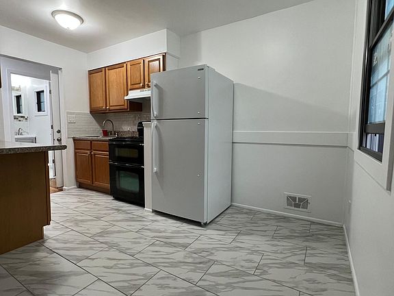 2nd image of 392 Durant Ave #1-A