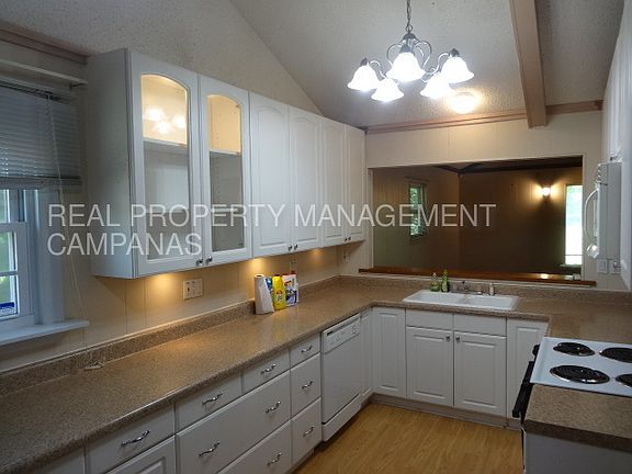 3rd image of 6514 Carrie Ln