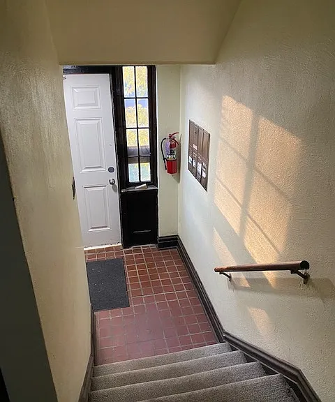 2318 John Ave #A — Photo 4