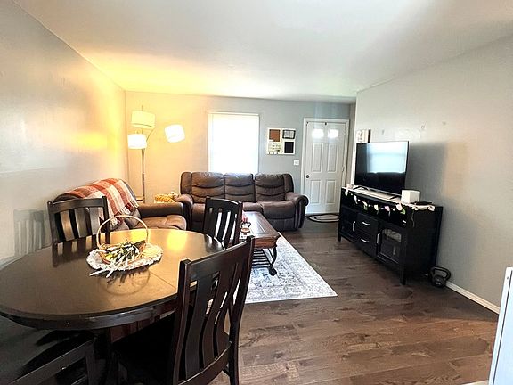 5th image of 138 Cliffbrook Dr