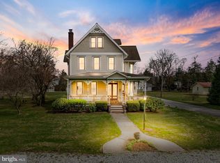 872 Van Rossum Ave, Edgewater Park, NJ 08010