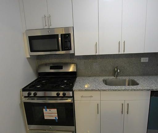 3rd image of 12510 Queens Blvd APT 1609