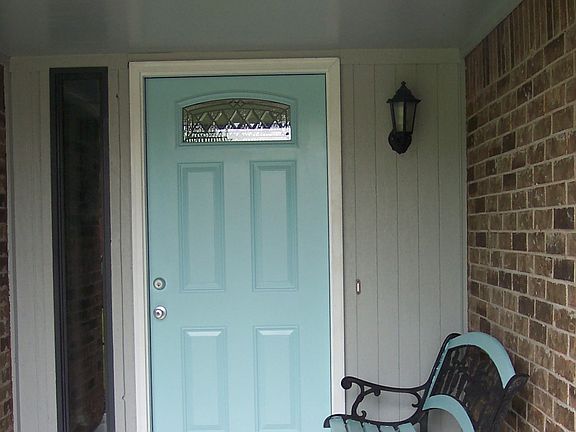 2nd image of 2108 Tanglewood Dr