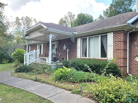 4th image of 705 N Irwin Rd