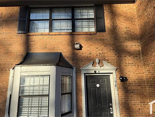 1981 Patterson Cir