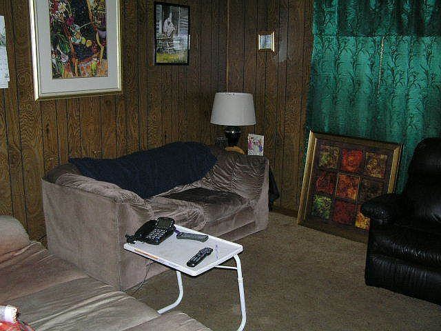 2nd image of 909 Lelia St
