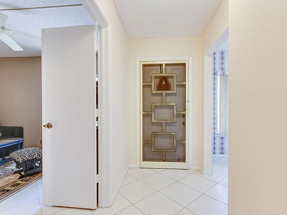 5th image of 10173 Mangrove Dr APT 105