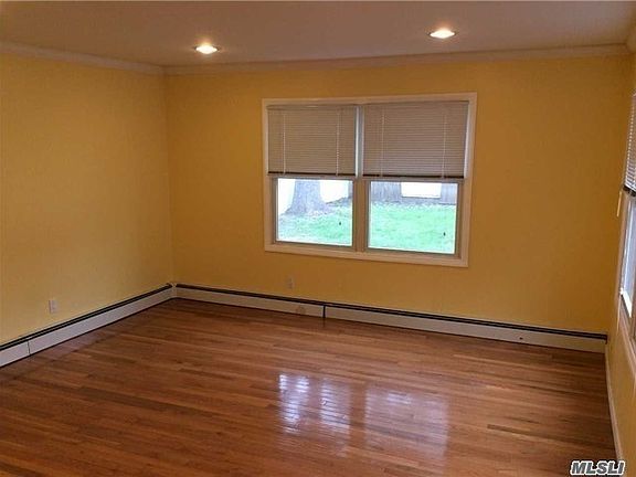 5th image of 105 Hardy Ln