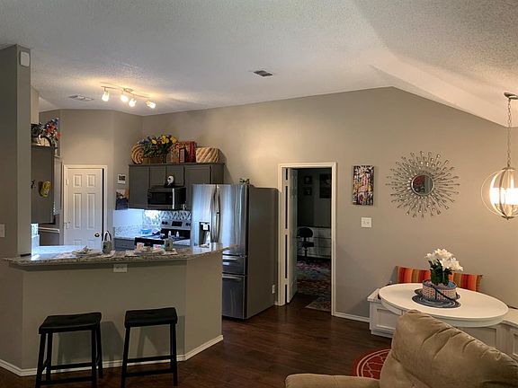 5th image of 5823 Terra Dr