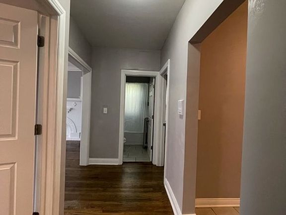 5th image of 8056 S Marshfield Ave #8058-2