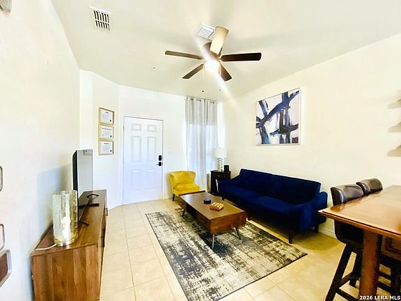 5th image of 391 Riverside Dr. Unit #6 #6