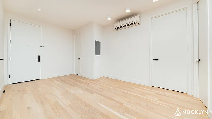 Rented by Nooklyn NYC LLC | media 35