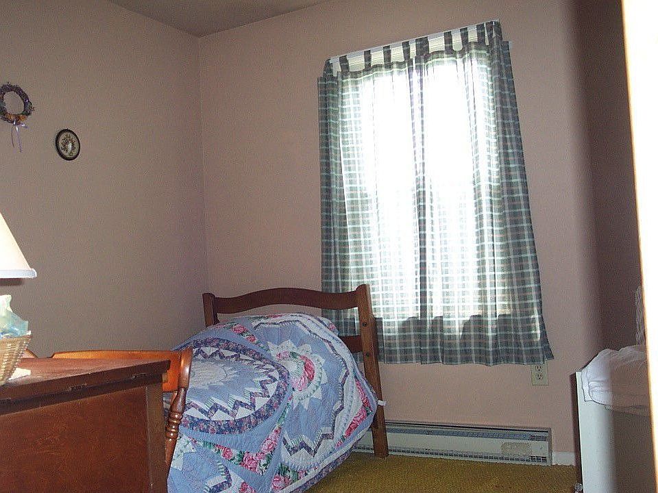 2nd image of 521 Glenn Ave