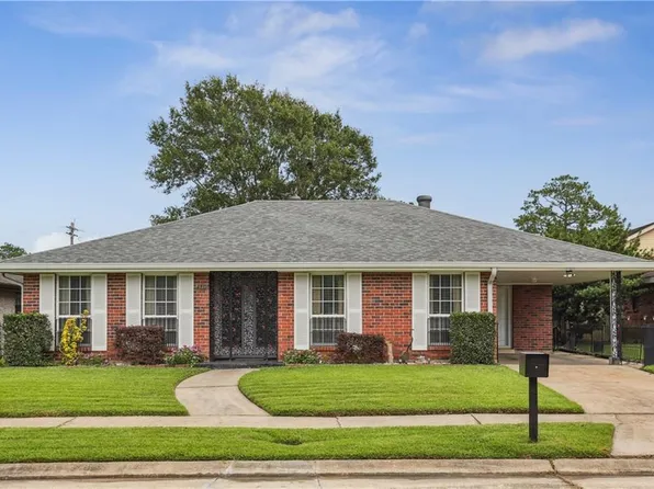 4811 Perelli Dr, New Orleans, LA 70127