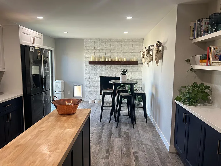 2507 E Manhatton Dr — Photo 5