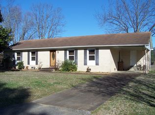 84 Morningside Dr, Lexington, TN 38351