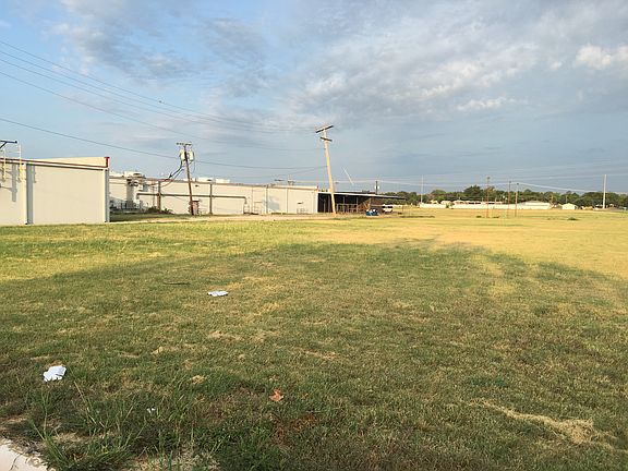 4th image of Old Jacksboro Hwy