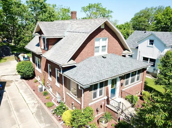 207 N Clinton St, Dwight, IL 60420