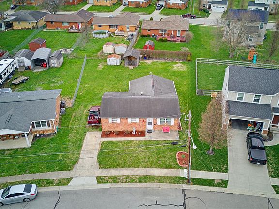4th image of 301 Ilene Ave