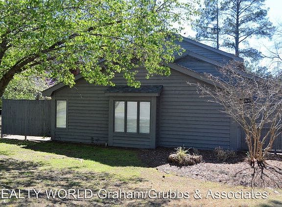5th image of 1601 Sherbrooke Cir