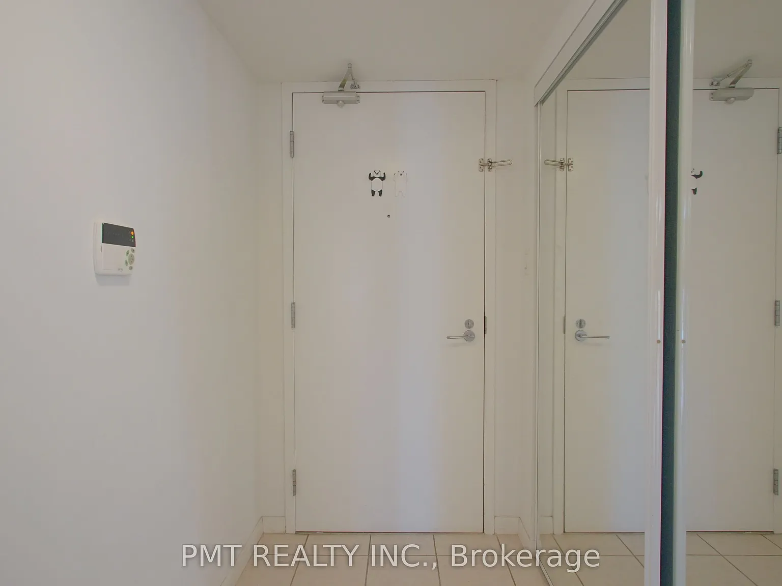 3 bed, $3,500 — Photo 2