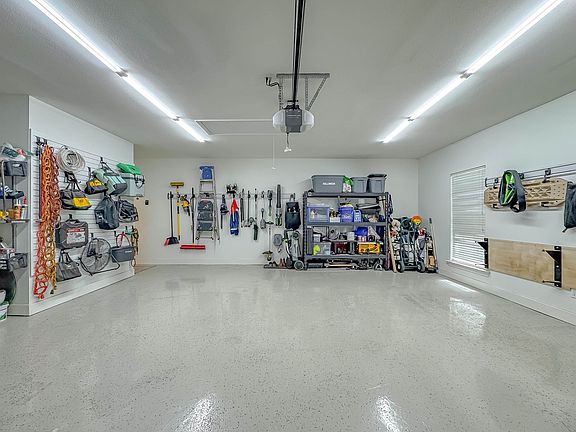4th image of 2490 Elfinwing Ln