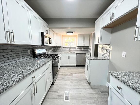 5th image of 1722 N 25th St