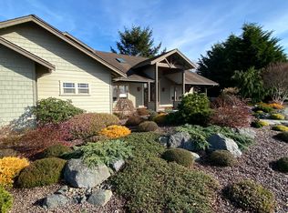 2255 Sunset Rdg, McKinleyville, CA 95519