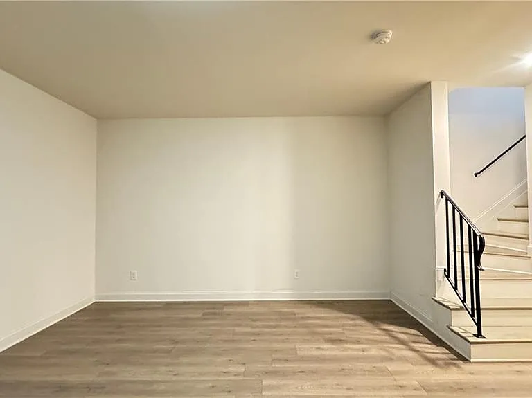 227 Nash St — Photo 21