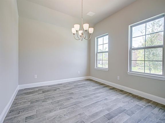 3rd image of 5928 Marigold Dr