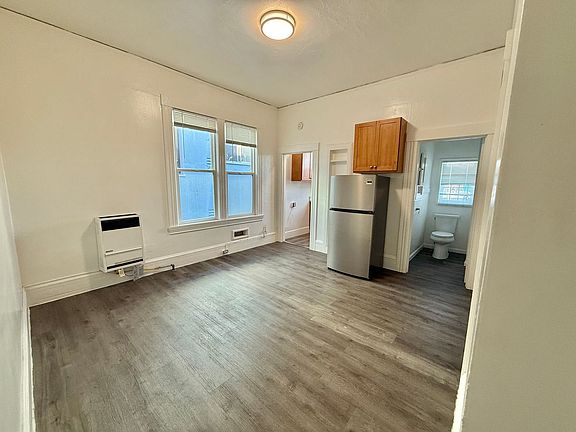 4th image of 1238 2nd Ave APT 4