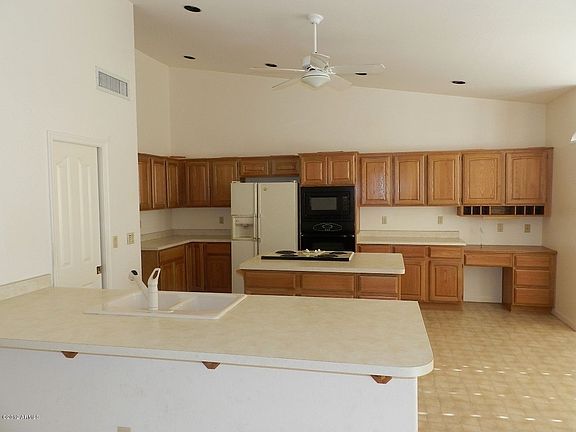 3rd image of 25234 S Buttonwood Dr
