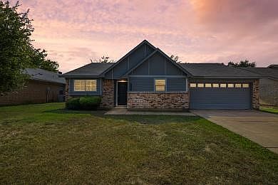 1st image of 4724 Moss Rose Dr