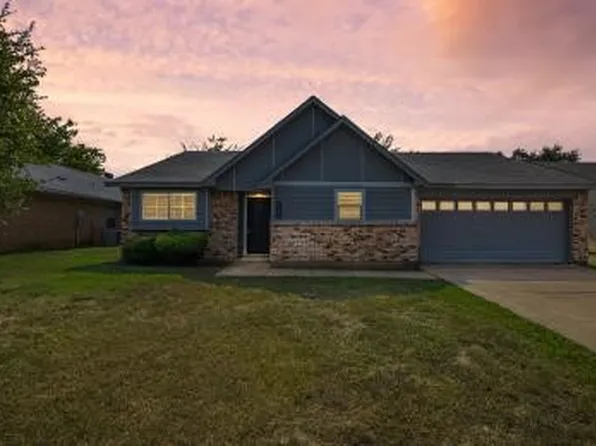 4724 Moss Rose Dr, Fort Worth, TX 76137