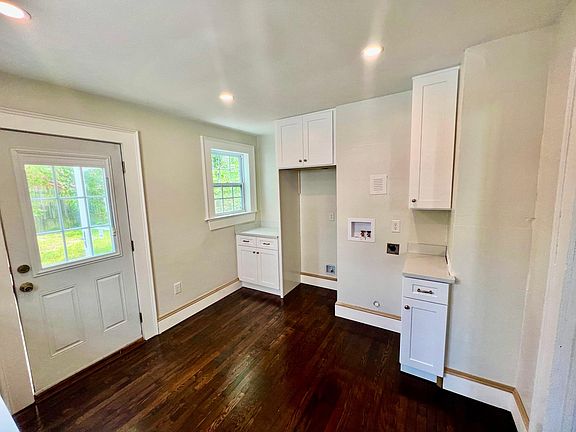 4th image of 2207 Arctic Ave